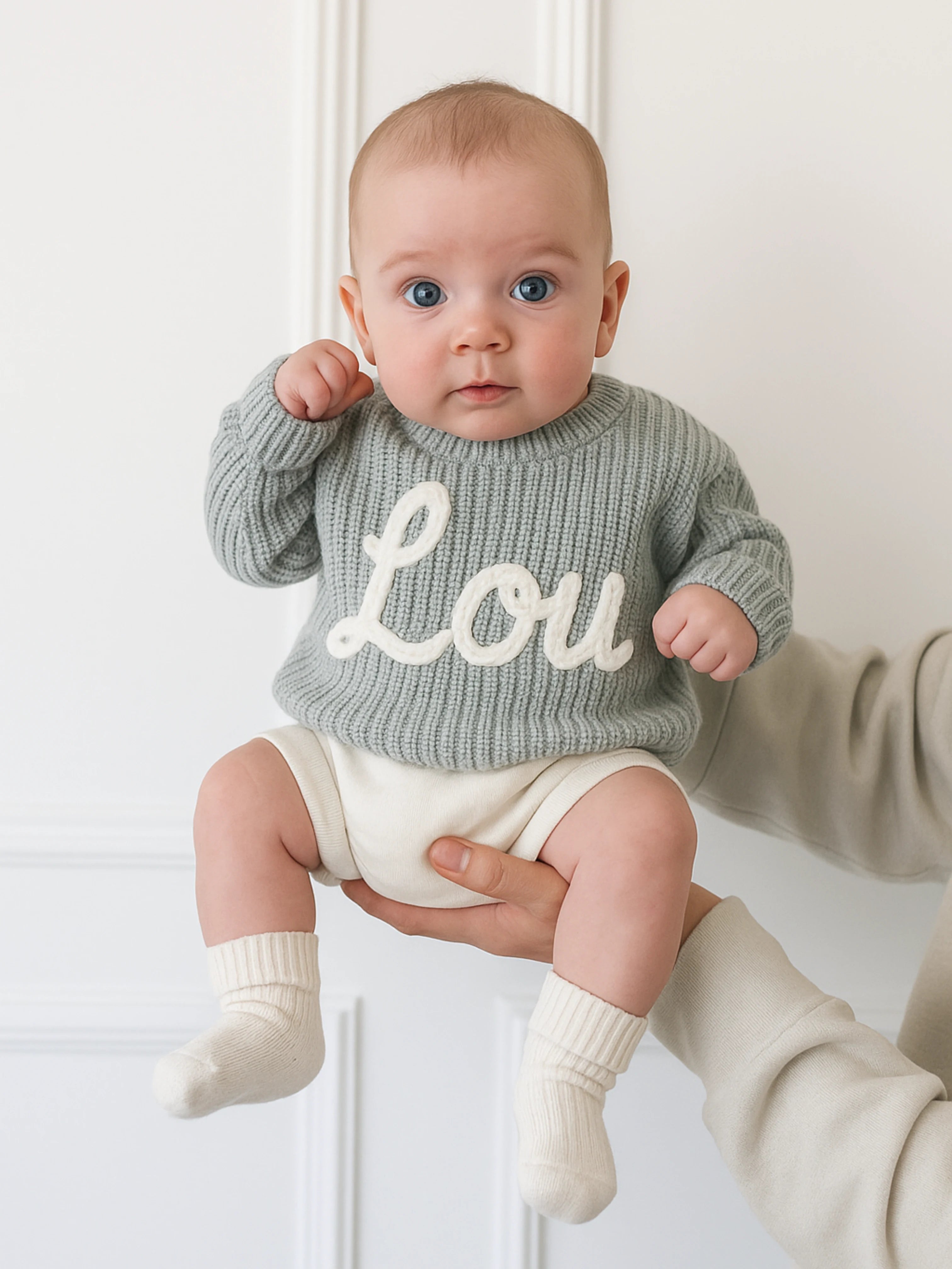 Pull bébé brodé tricoté à la main 100% coton