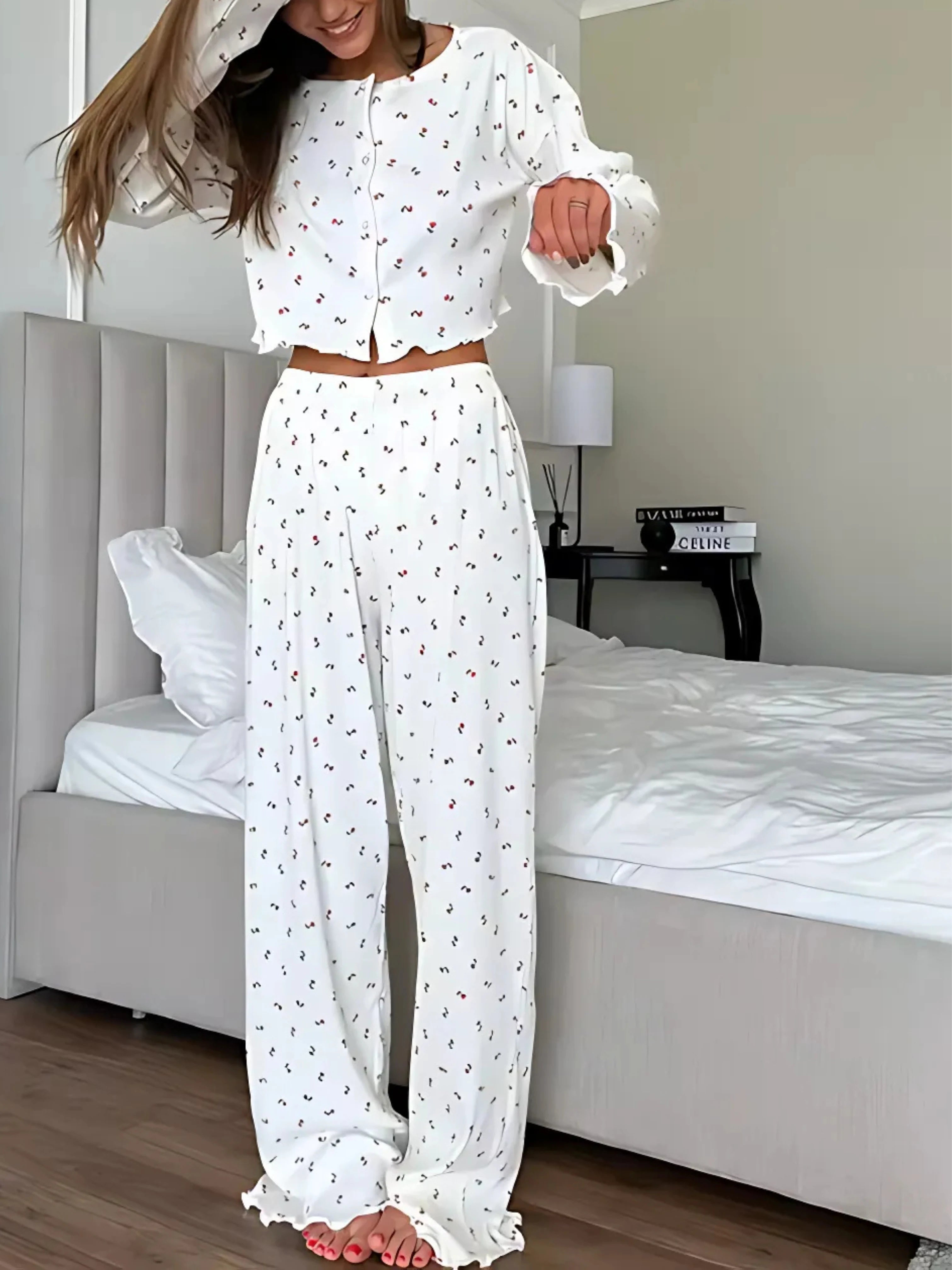 Confort Élégant & Imprimé Poétique | Le Pyjama Femme 2 Pièces