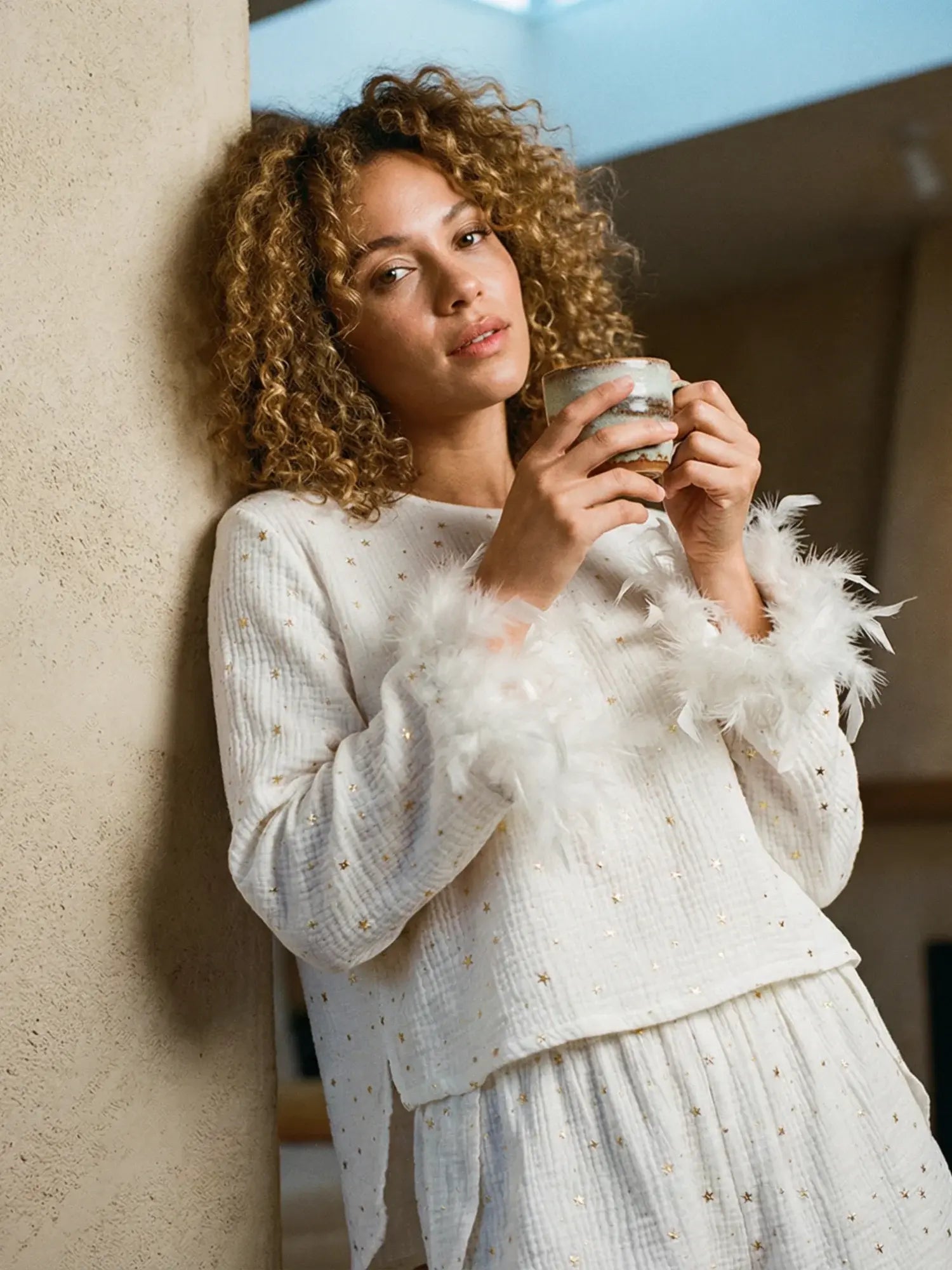 Le Pyjama Coton Gaufré Étoiles Dorées | Double Gaze Premium | Manches Plumes