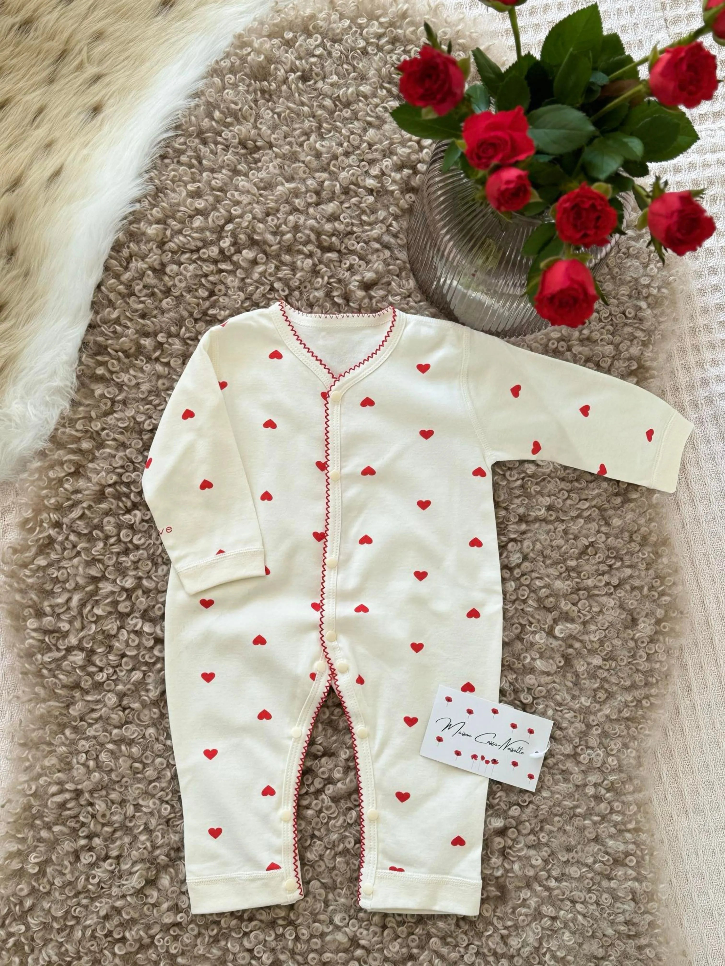 Tissu Tout Doux & Motifs Pleins d’Amour | Le Pyjama en Coton aux Petits Cœurs
