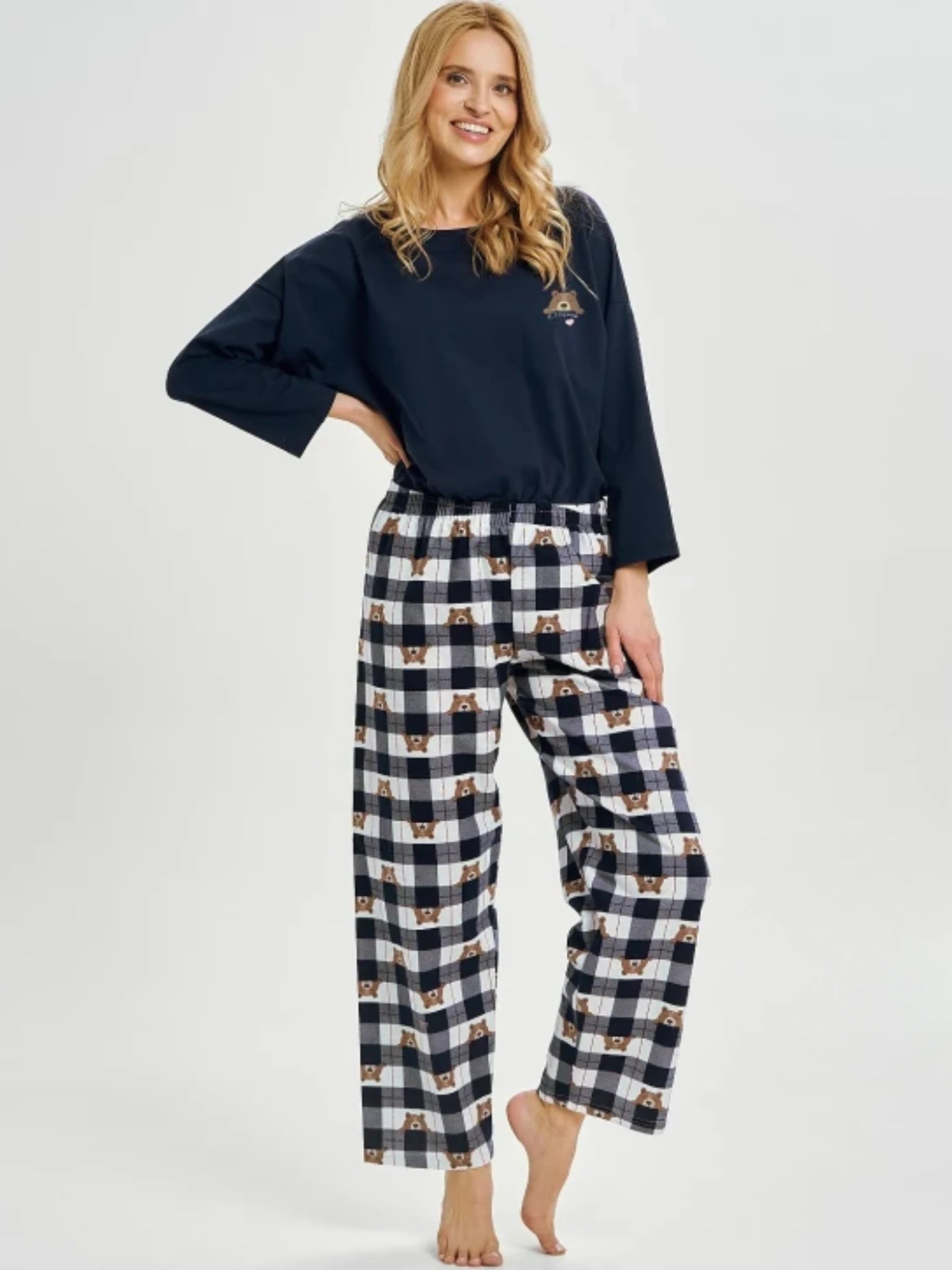 Pyjama femme en flanelle Oeko-Tex® à carreaux et oursons | Doux, chaud et confortable